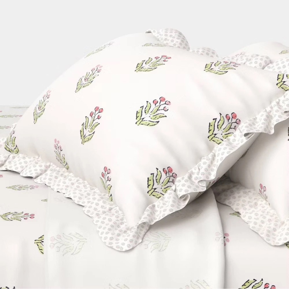Studio McGee Threshold QUEEN Teen Block Print Ruffle Sheet Set Pink/Cream NEW
